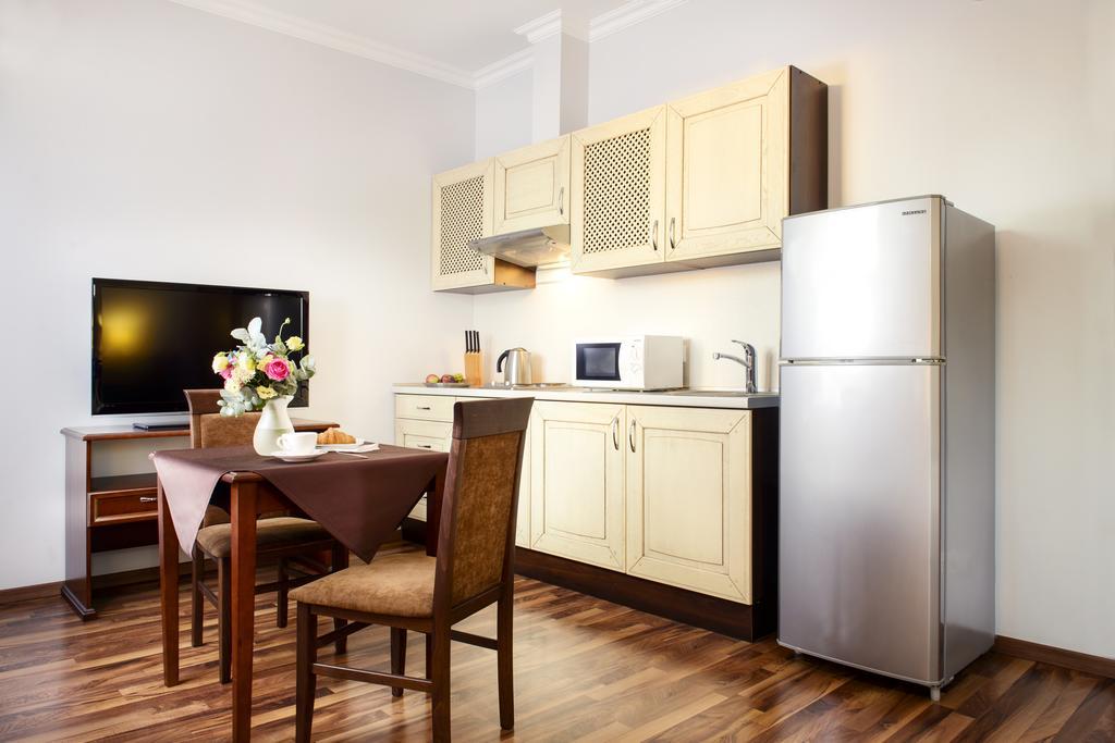 Flatlux Apartments Kyiv Exterior photo
