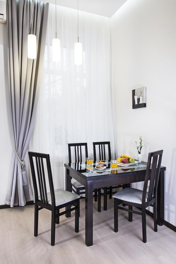 Flatlux Apartments Kyiv Exterior photo
